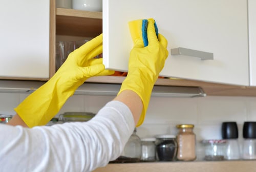 Maintaining Clean Cabinets